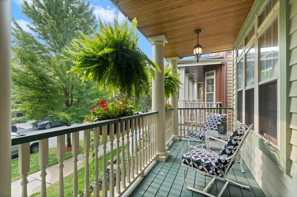 4008 North Kolmar Avenue Chicago IL 60641