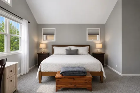 4008 North Kolmar Avenue Chicago IL 60641
