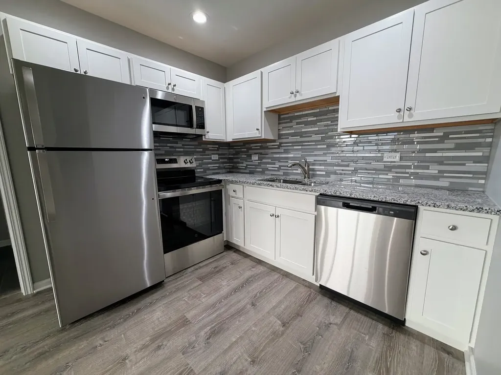 311 South Lodge Lane Lombard IL 60148