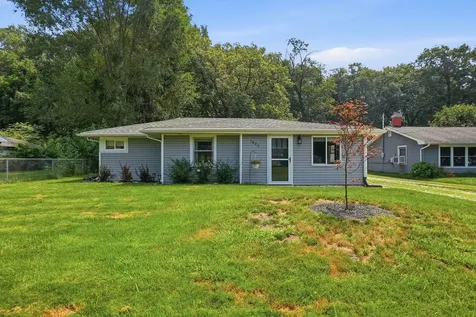 1923 Roberts Street Wilmington IL 60481