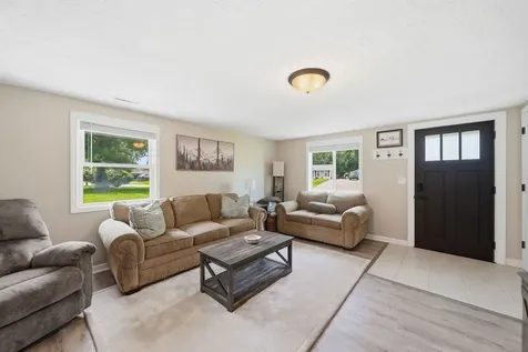 1923 Roberts Street Wilmington IL 60481