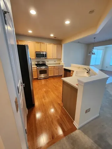 627 Americana Drive Shorewood IL 60404