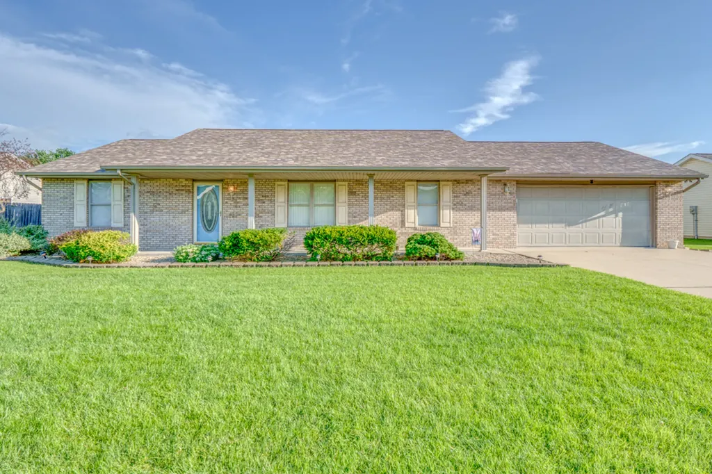 2213 Darren Drive Marion IL 62959