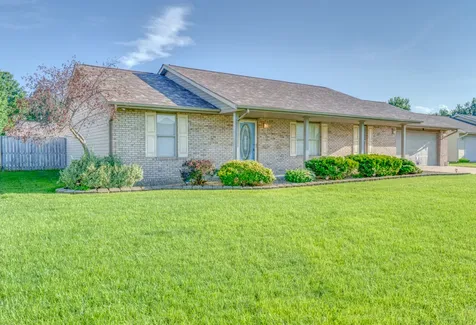 2213 Darren Drive Marion IL 62959