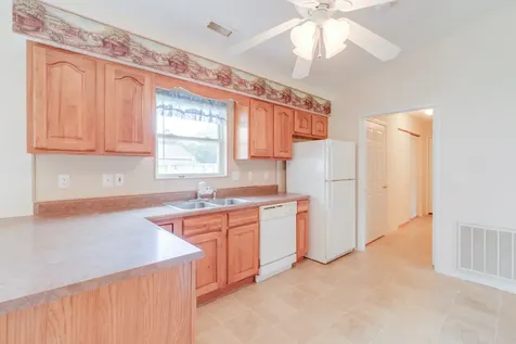 2213 Darren Drive Marion IL 62959