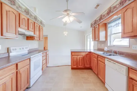 2213 Darren Drive Marion IL 62959
