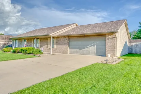 2213 Darren Drive Marion IL 62959