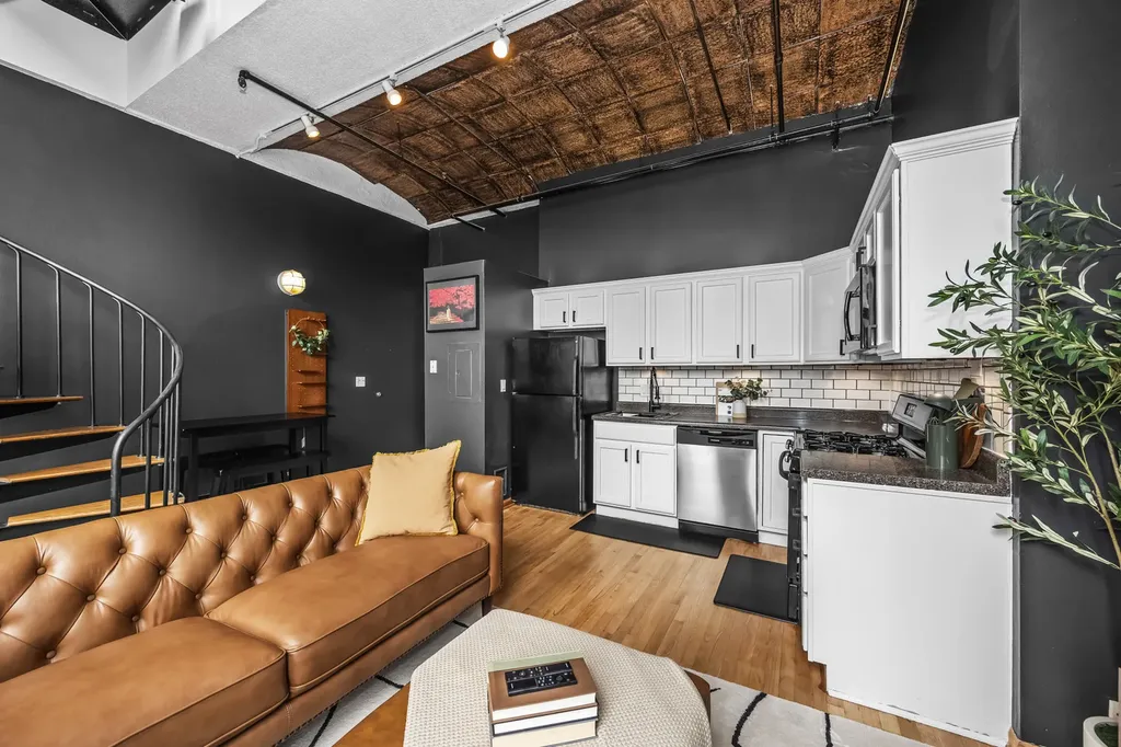 633 South Plymouth Court Chicago IL 60605