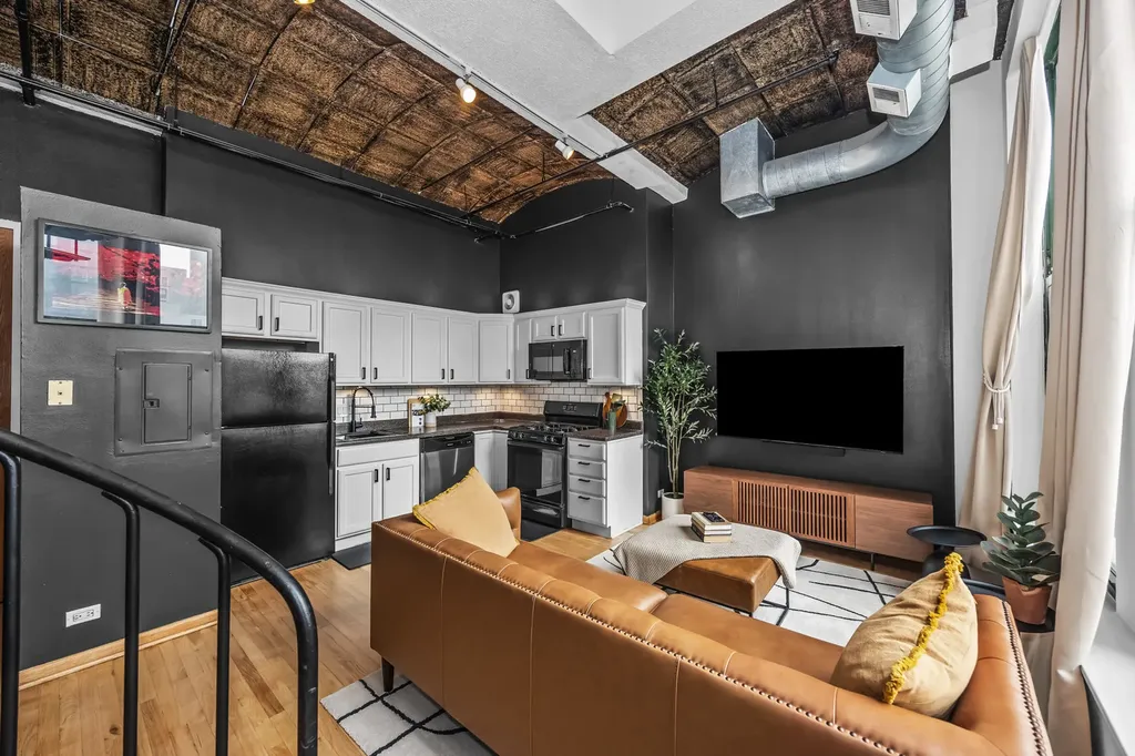 633 South Plymouth Court Chicago IL 60605