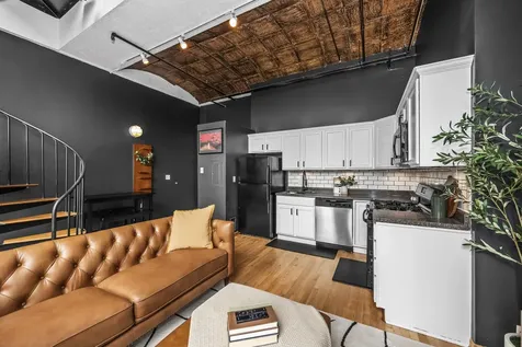 633 South Plymouth Court Chicago IL 60605