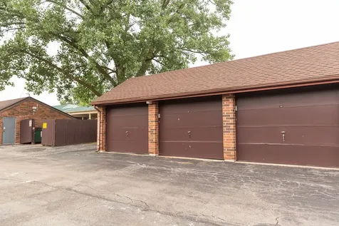 14525 Walden Court Oak Forest IL 60452