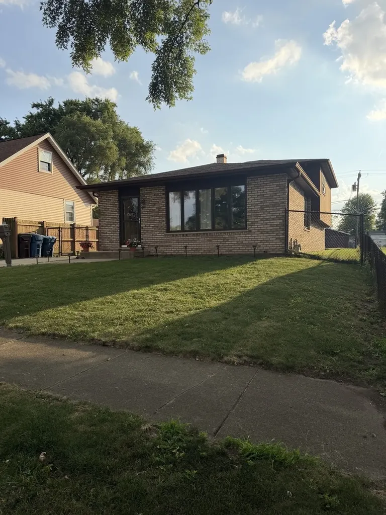 11646 South Kedvale Avenue Alsip IL 60803
