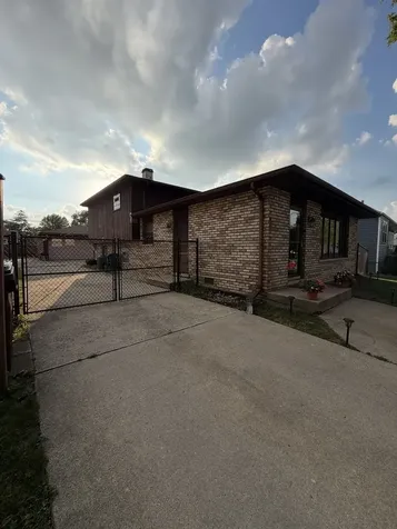 11646 South Kedvale Avenue Alsip IL 60803