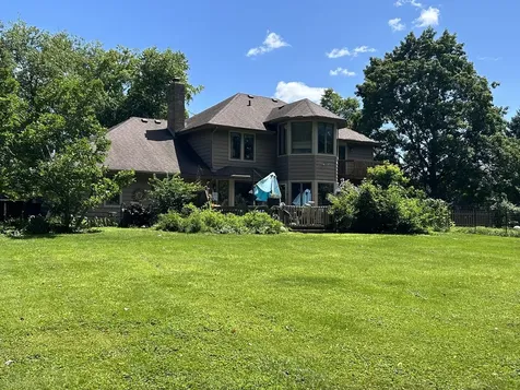 7701 Old Post Road Crystal Lake IL 60014