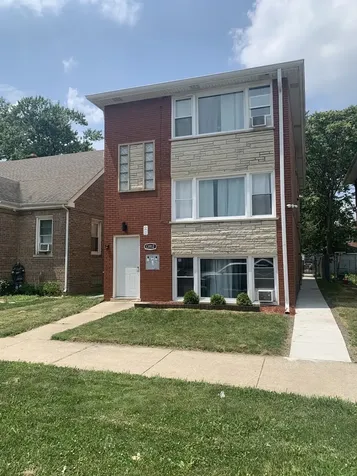 13912 South Edbrooke Avenue Riverdale IL 60827