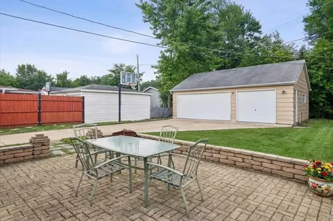 5328 9TH Avenue Countryside IL 60525