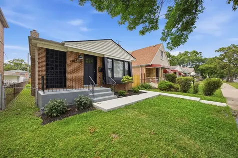9118 South Wallace Street Chicago IL 60620