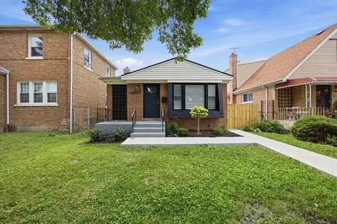 9118 South Wallace Street Chicago IL 60620