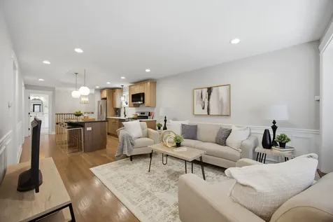 9118 South Wallace Street Chicago IL 60620