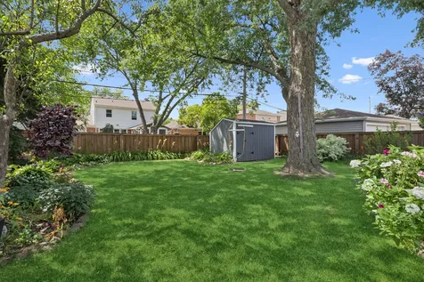 1705 Glenview Avenue Park Ridge IL 60068