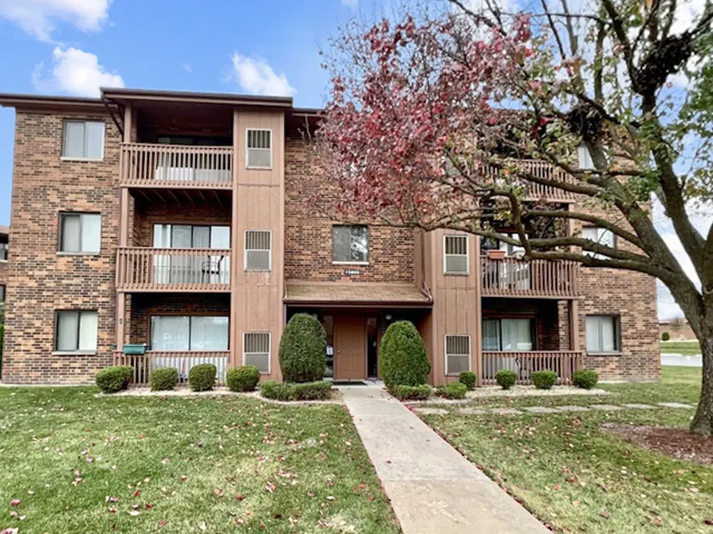 15800 Peggy Lane Oak Forest IL 60452