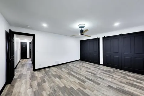 1619 Elizabeth Avenue North Chicago IL 60064