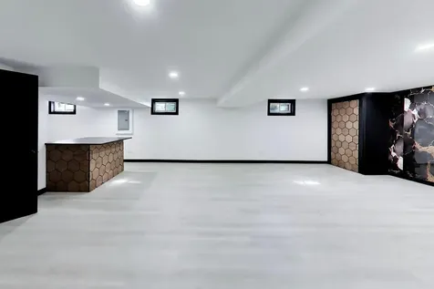 1619 Elizabeth Avenue North Chicago IL 60064
