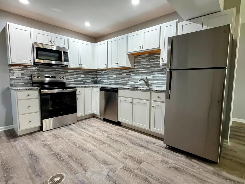311 South Lodge Lane Lombard IL 60148