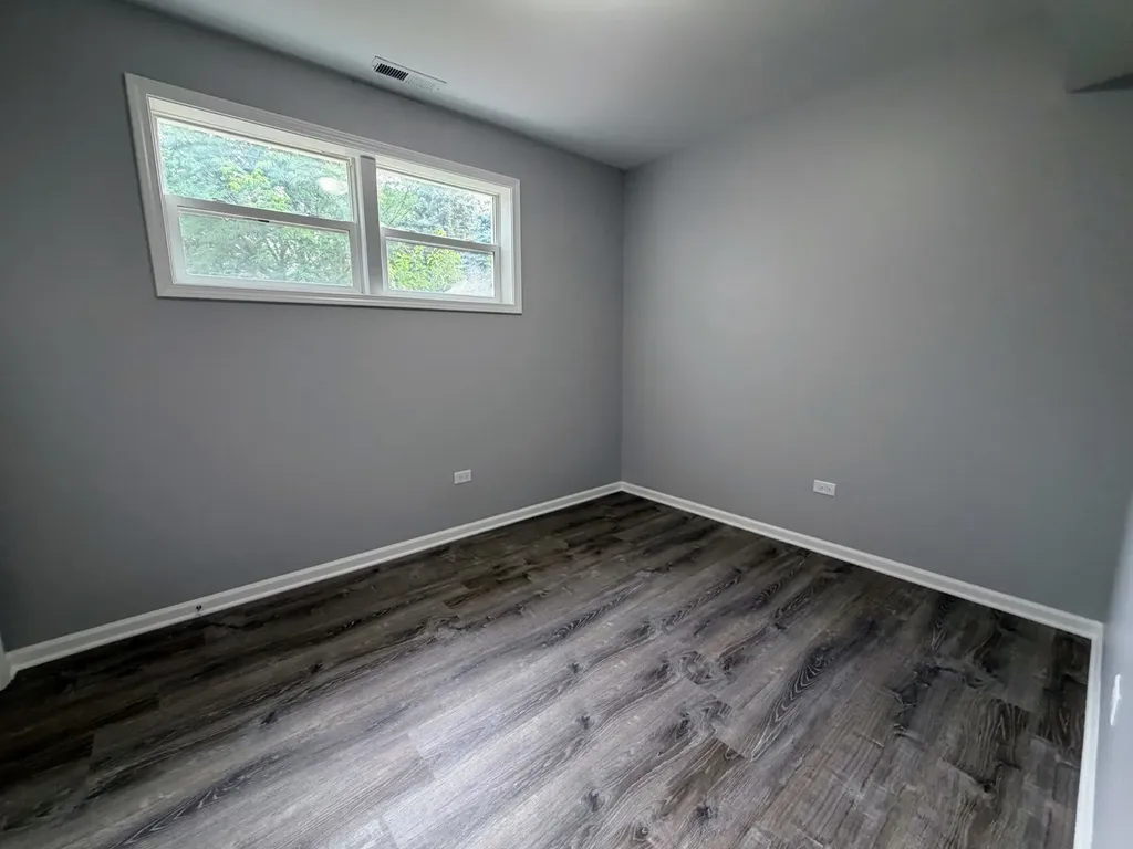 311 South Lodge Lane Lombard IL 60148