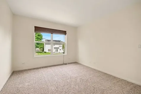 2095 Rockland Drive Aurora IL 60503