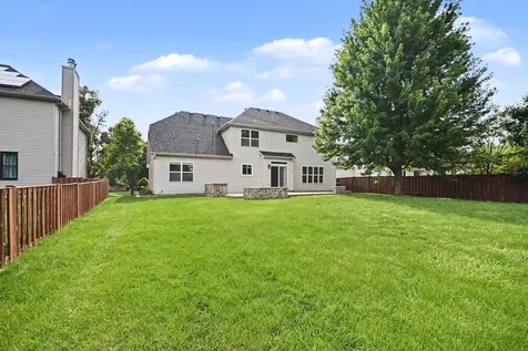 2095 Rockland Drive Aurora IL 60503