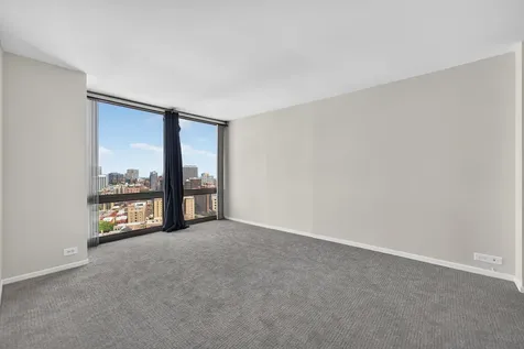2650 North Lakeview Avenue Chicago IL 60614