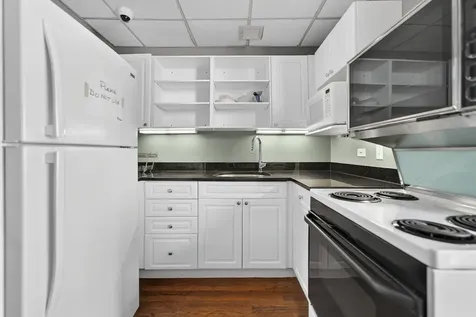 2650 North Lakeview Avenue Chicago IL 60614