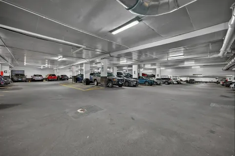 2650 North Lakeview Avenue Chicago IL 60614
