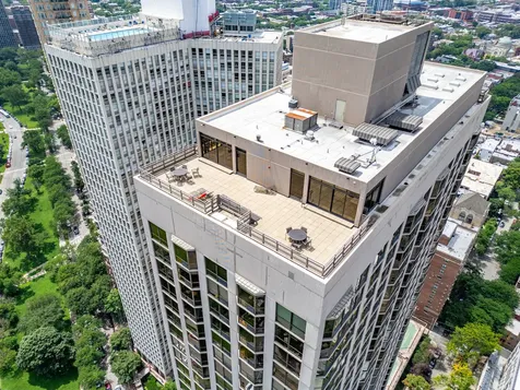 2650 North Lakeview Avenue Chicago IL 60614