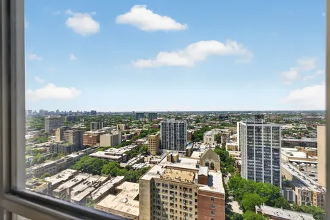 2650 North Lakeview Avenue Chicago IL 60614