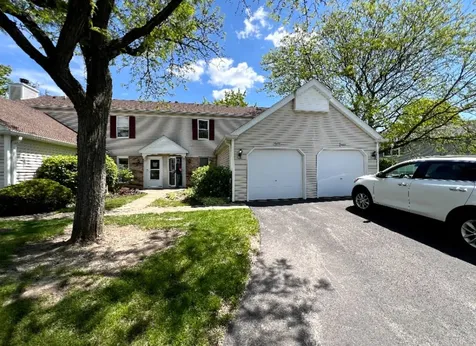 2637 Oakshire Court Aurora IL 60502