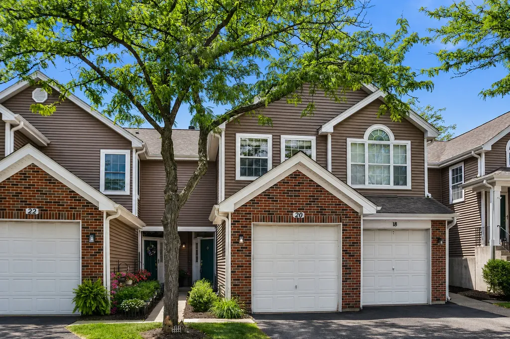 20 Arbordale Court Algonquin IL 60102