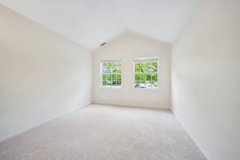 20 Arbordale Court Algonquin IL 60102