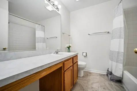 20 Arbordale Court Algonquin IL 60102