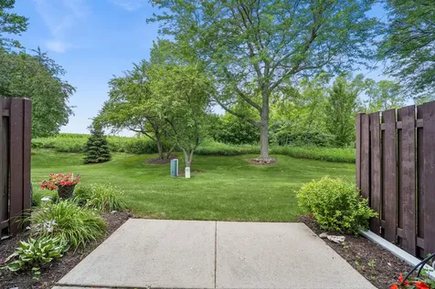 20 Arbordale Court Algonquin IL 60102