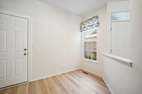 20 Arbordale Court Algonquin IL 60102