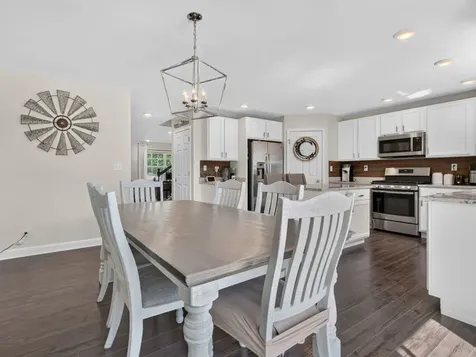 1914 Eagle Drive Morris IL 60450
