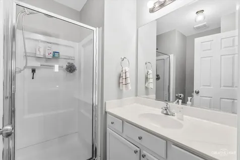 2430 Courtyard Circle Aurora IL 60506