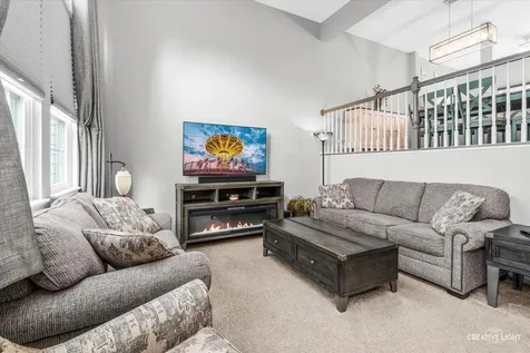 2430 Courtyard Circle Aurora IL 60506
