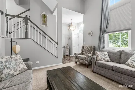2430 Courtyard Circle Aurora IL 60506