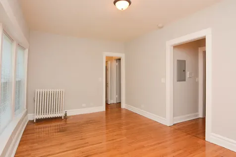 4708 North Racine Avenue Chicago IL 60640