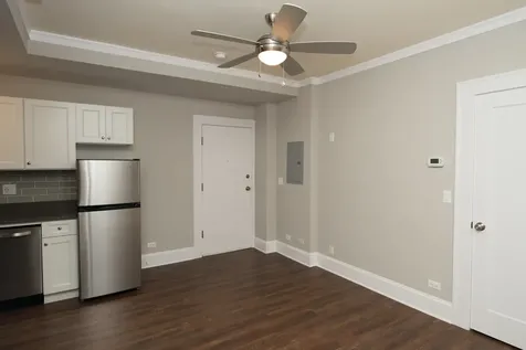 817 West Lakeside Place Chicago IL 60640