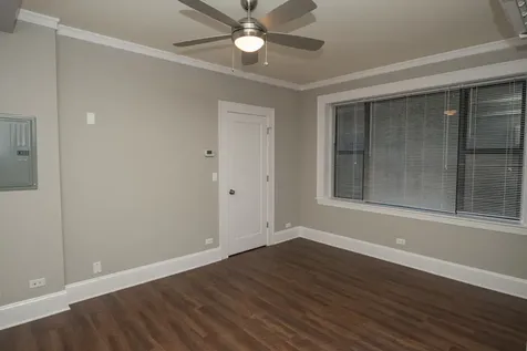 817 West Lakeside Place Chicago IL 60640