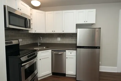 817 West Lakeside Place Chicago IL 60640